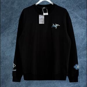 Arc'teryx Men's Black Long Sleeve